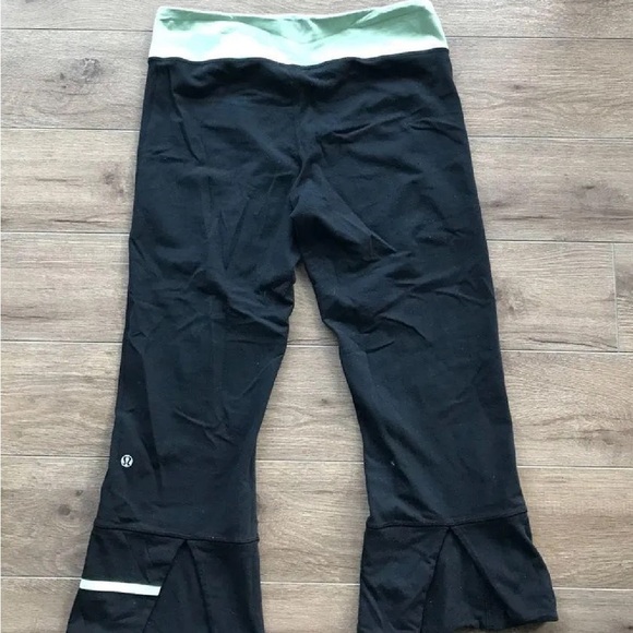 ORIGINAL LULULEMON tights - Picture 2 of 7